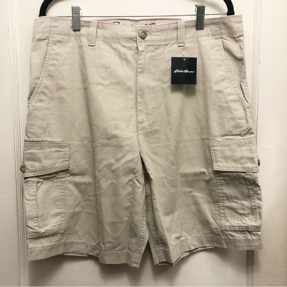Eddie Bauer Timber Edge Ripstop 2.0 Cargo Shorts Size 34 Color Khakis